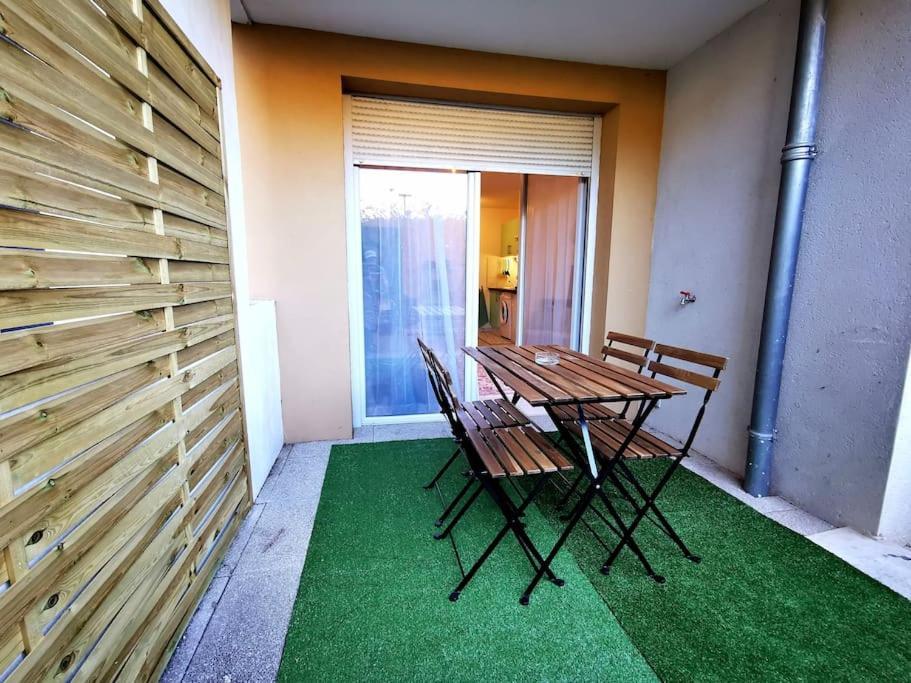 Grand Studio Lumineux Et Sa Terrasse Au Calme Τουλούζη Εξωτερικό φωτογραφία